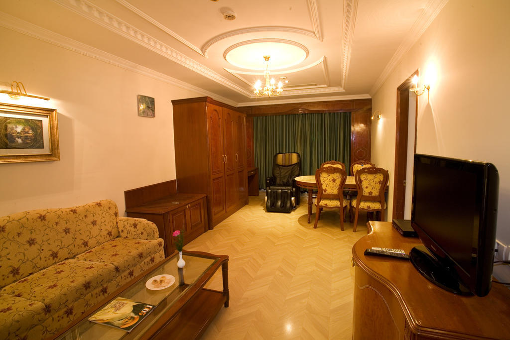 Hotel Benzz Park Madrás Habitación foto